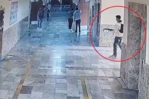 Pánico en Siverek: un exalumno disparó en su antigua escuela y causó una masacre.