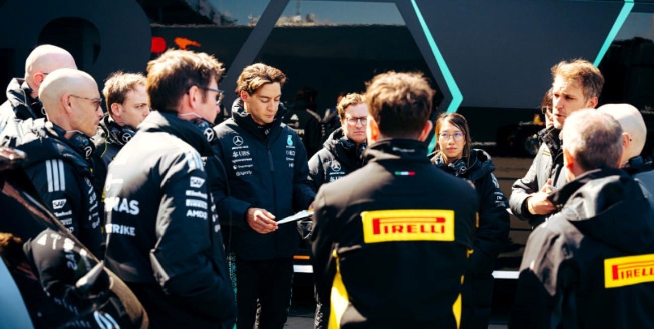 Russell marcó el ritmo en el regreso de la F1 en Nürburgring con las pruebas de Pirelli