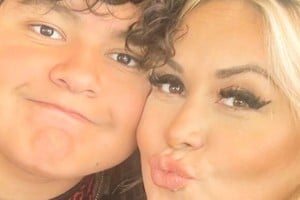 Dieguito Fernando junto a Verónica Ojeda