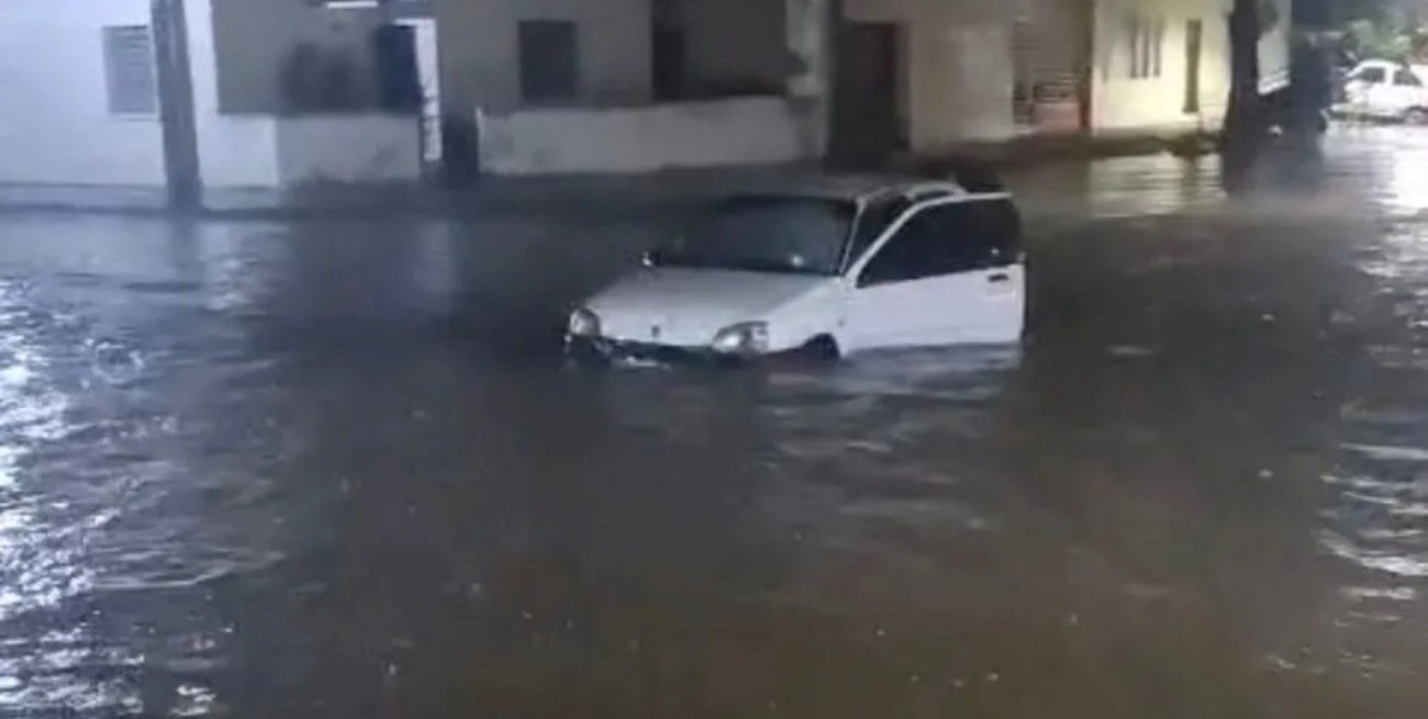 Temporal en el norte de Santa Fe: más de 250 mm en 24 horas, evacuados y anegamientos en varias localidades