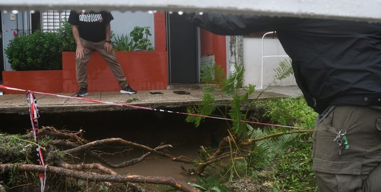 Socavón en barrio Alvear de Santa Fe: “Nunca vimos nada que anticipara esto”