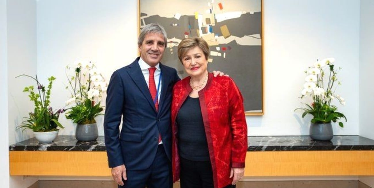 El FMI aprobó la segunda revisión del acuerdo y habilita el desembolso de US$1000 millones