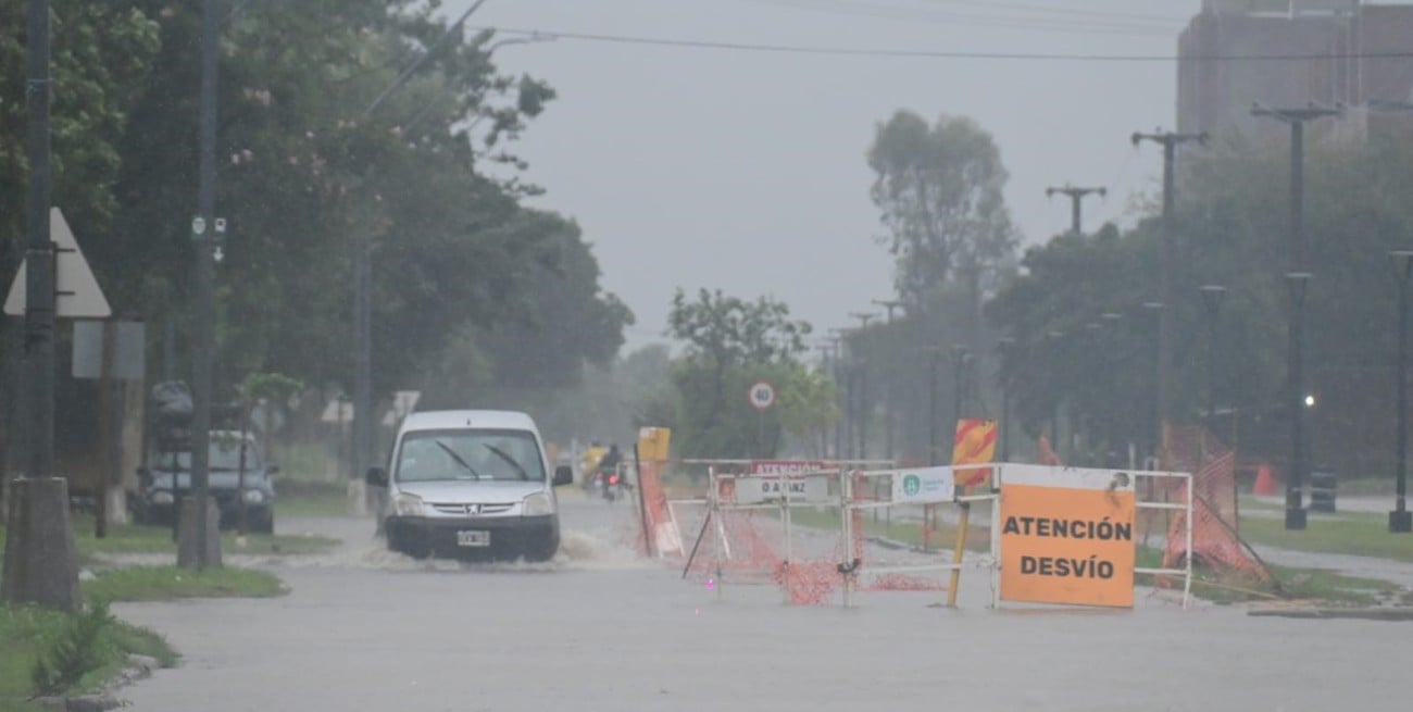 Santa Fe: cayeron 70 mm y aseguraron que el sistema de bombeo funciona con normalidad