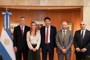 Quirno con la delegación santafesina en la Cancillería argentina. Foto: Gobierno de Santa Fe.