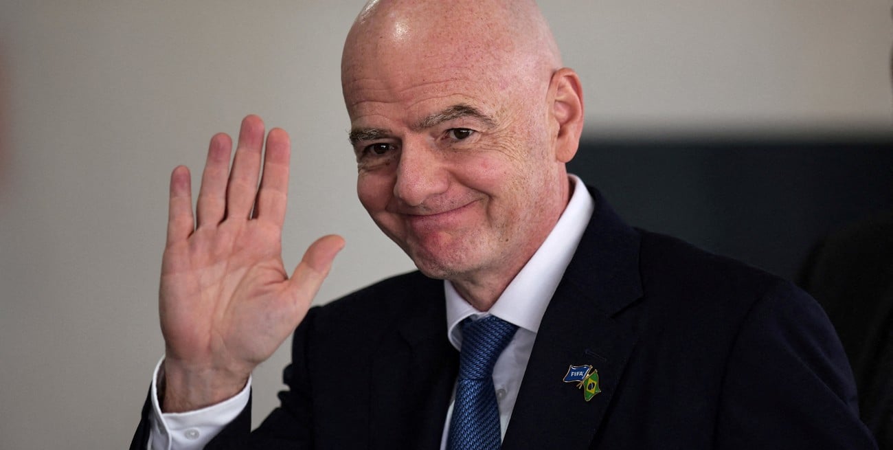 La FIFA rompe con Panini: Topps hará las figuritas de los Mundiales desde 2031
