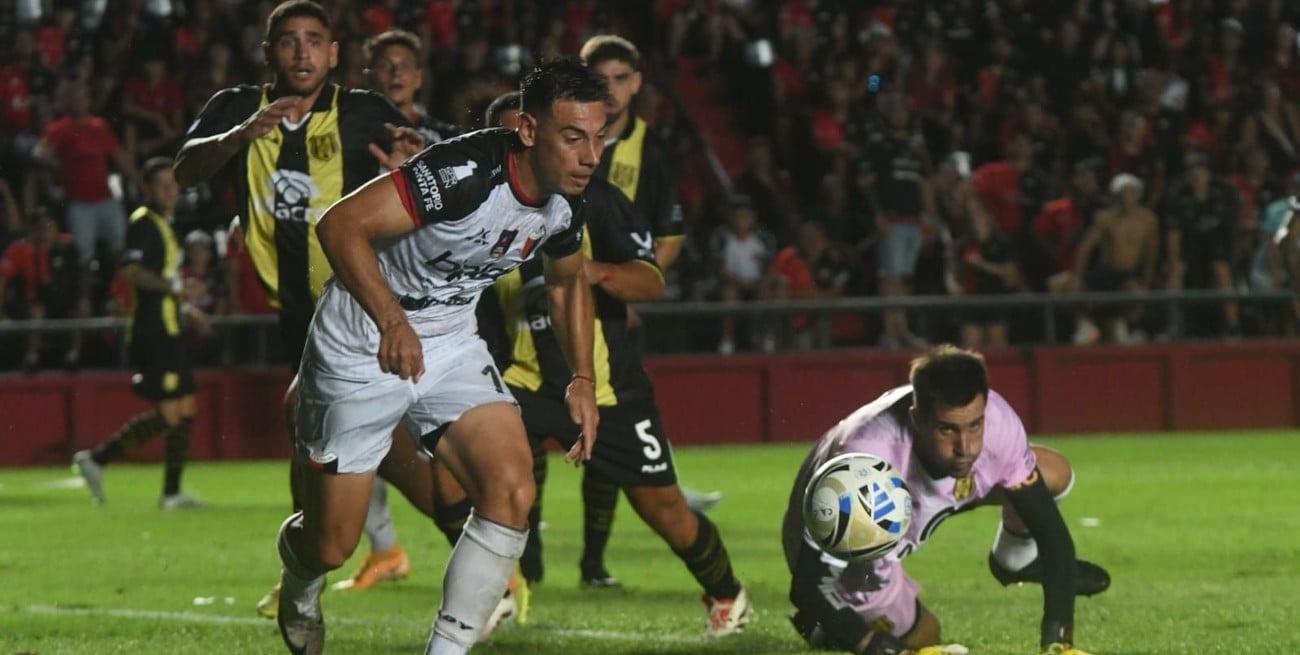 Con Cano y Beltrán, Colón defiende la punta en soledad contra Morón