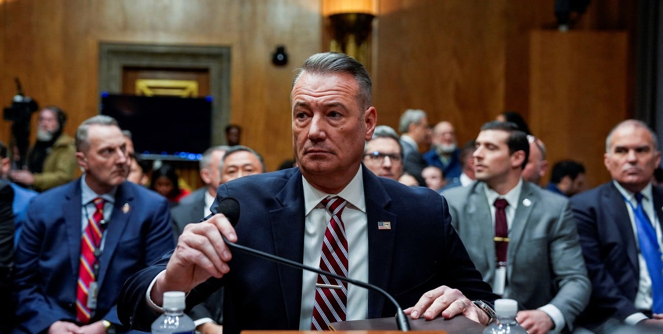 Renunció Todd Lyons, el jefe del ICE responsable de las detenciones masivas en Estados Unidos