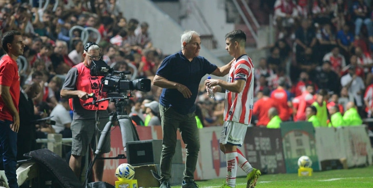 La pasividad de la defensa es la misma de Madelón: ¿qué espera para cambiar?