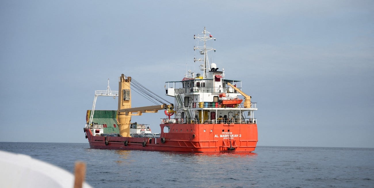 EE.UU. flexibiliza sanciones al petróleo ruso y habilita compras hasta mayo