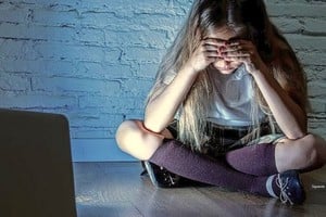 Entre 2024-2025, el 77% de los casos de ciberbullying ocurrieron en escuelas. Foto: Archivo