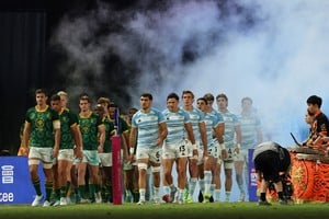 Los Pumas 7’s terminaron subcampeones en el Seven de Hong Kong tras caer en la final ante Sudáfrica. Foto: Reuters