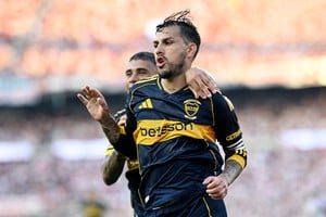 Leandro Paredes marcó de penal el gol con el que Boca. Foto: Reuters