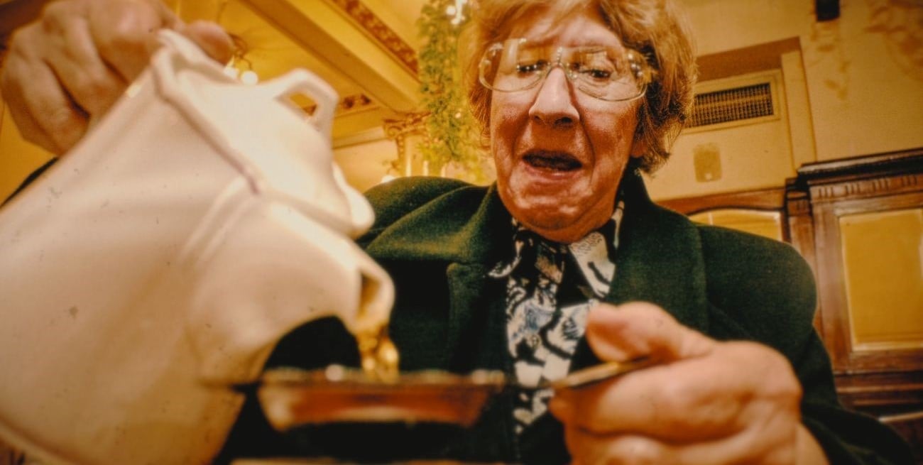 El documental que intenta "desenmascarar" el mito mediático de Yiya Murano
