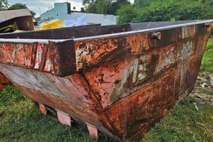 Uno de los volquetes recuperados por la policía. Foto: El Litoral