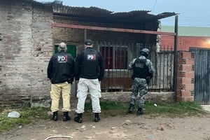 Allanamientos simultáneos por homicidio y microtráfico, entre otros delitos. Foto: Gentileza