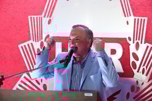 Michlig seguirá como presidente partidario y apostará a continuar Unidos. Foto: Manuel Fabatia.