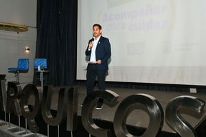 Jorge Saccone, director de la Escuela Secundaria Jerárquicos. Foto: Manuel Fabatia