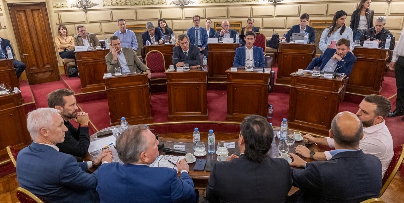 Senadores y la Corte en reunión clave por Riesgos de Trabajo