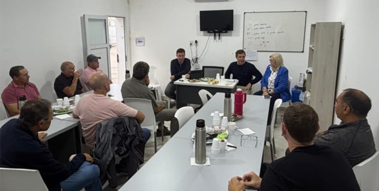 Tamberos del centro oeste plantearon urgencias en una mesa de trabajo junto a autoridades locales y provinciales

