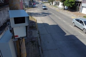 La Corte descartó el planteo del municipio por el radar de calle Marcial Candioti. Foto: El Litoral
