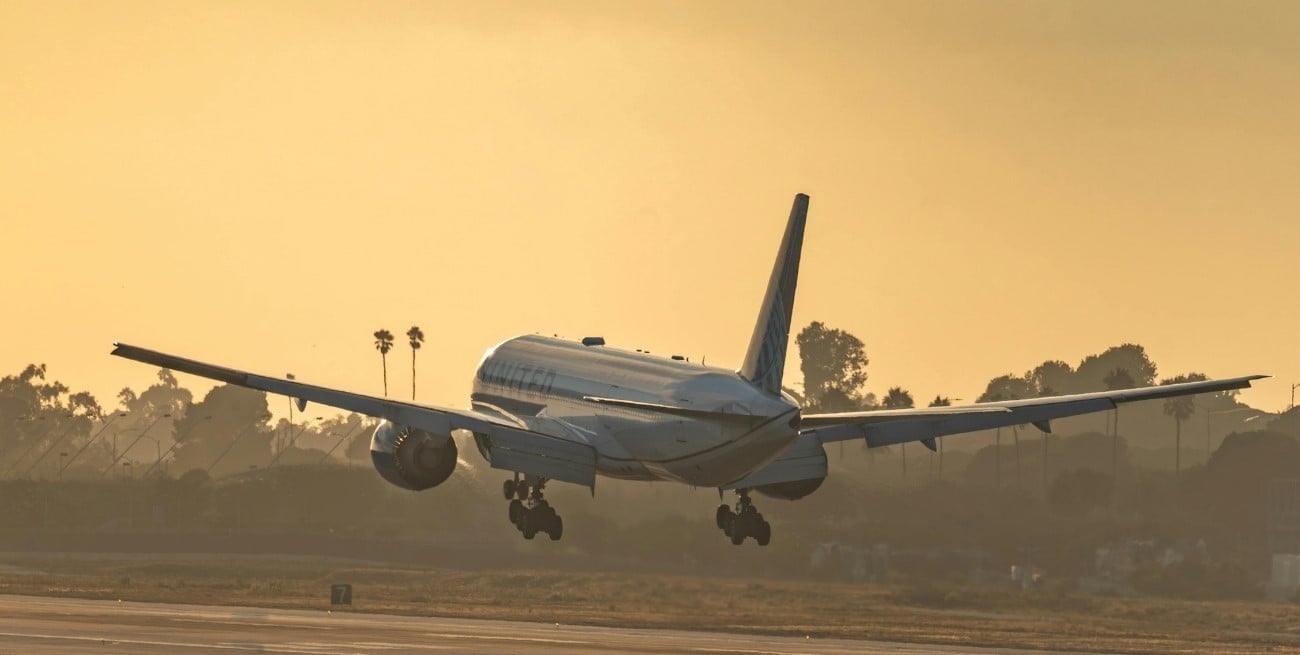Vuelos con demoras este viernes: una medida del SMN afecta los aeropuertos