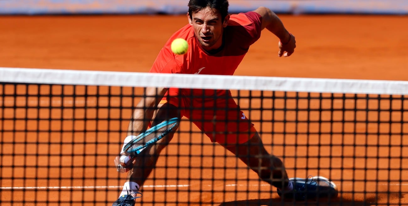 Día dispar para el tenis argentino en Madrid: ganó Navone y perdió Báez