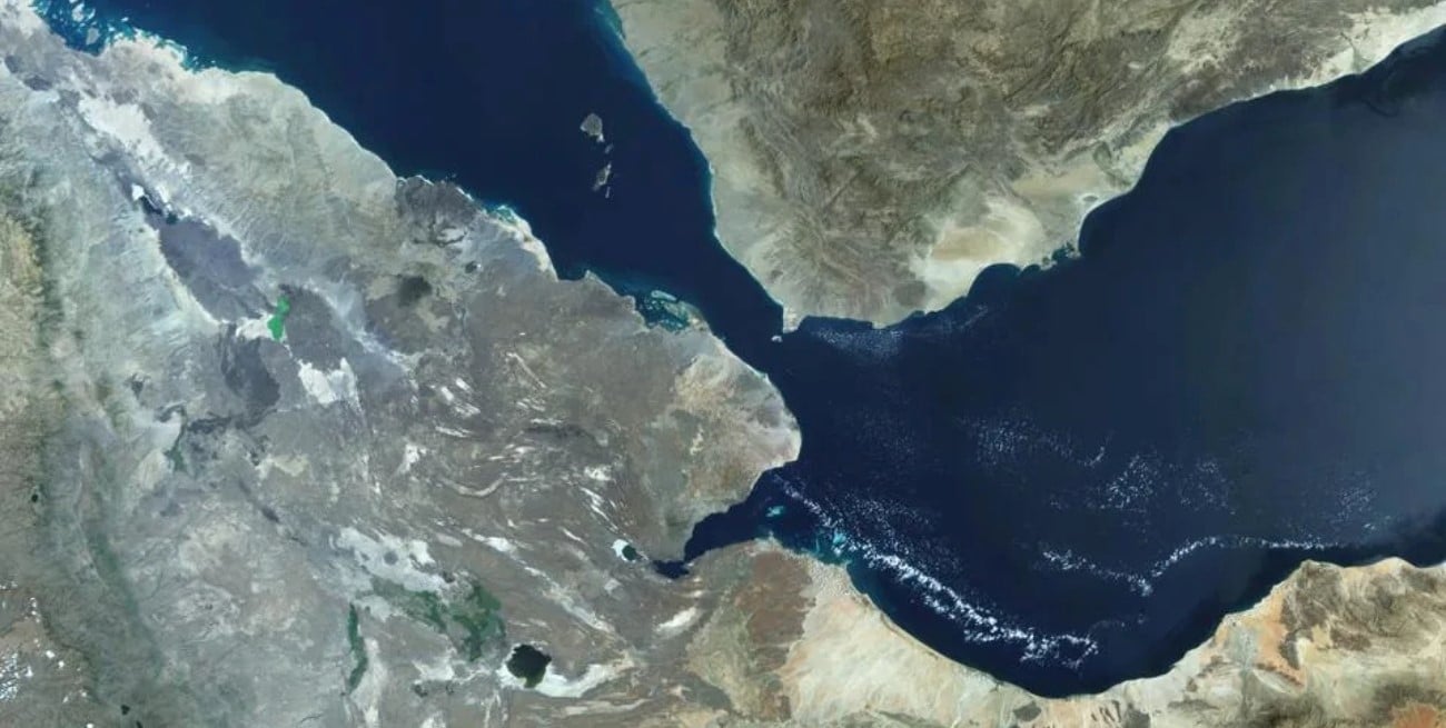 El otro estrecho que preocupa al mundo: Somalia prohíbe el paso de buques israelíes