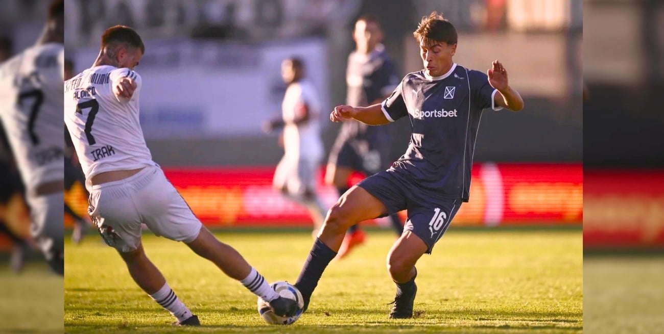 Riestra volvió a ganar ante Independiente tras 15 fechas