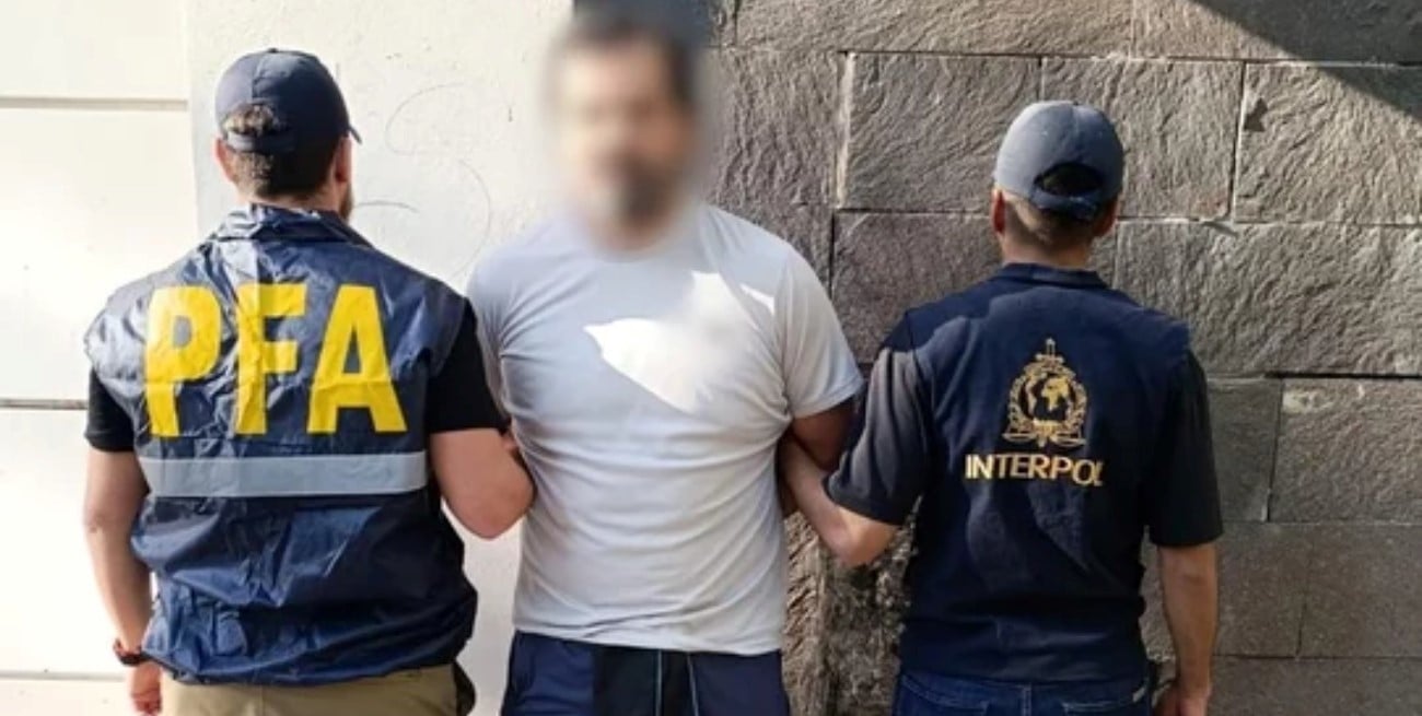 Detuvieron en Palermo a un mexicano buscado por contrabando de combustible