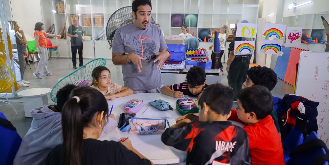 Cientos de niños y niñas santafesinas conocen las huellas que dejó la inundación del Salado