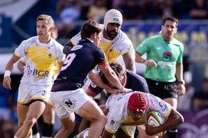 Duro partido en Brasil. Foto: Matheus Tahan / Ruasmidia