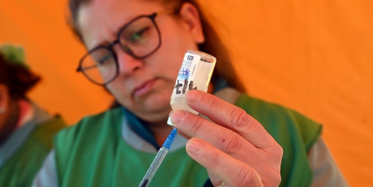 Vacunación en Santa Fe: la campaña continúa con operativos en espacios públicos