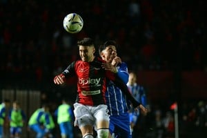 Colón-Godoy Cruz| Primera Nacional - Torneo Nacional | Fecha 11 . Foto: Manuel Fabatía.