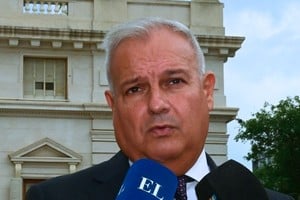 Farías advirtió sobre el impacto de la falta de transferencias nacionales en Santa Fe.