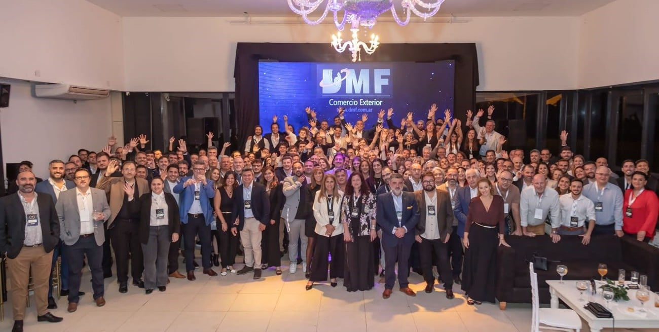 DMF Comercio Exterior celebró sus 20 años asesorando importaciones y exportaciones en Santa Fe