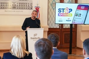 Ignacio Tabares explicó cómo funciona la app y el sistema de control parental para menores.