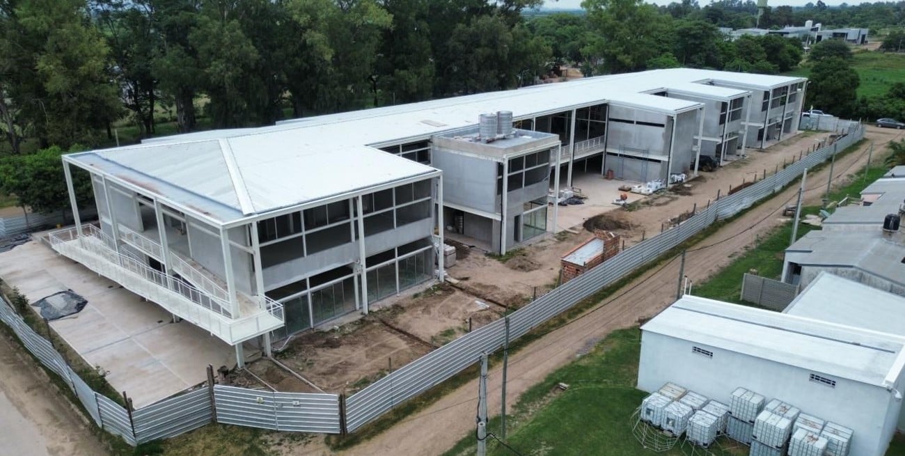 Humberto Primo: la obra de la Escuela N° 565 ingresa en su etapa final