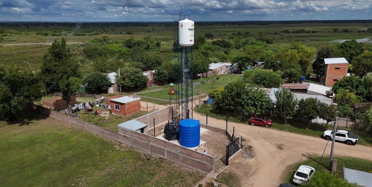 Amplían el sistema de agua potable en Santa Rosa de Calchines