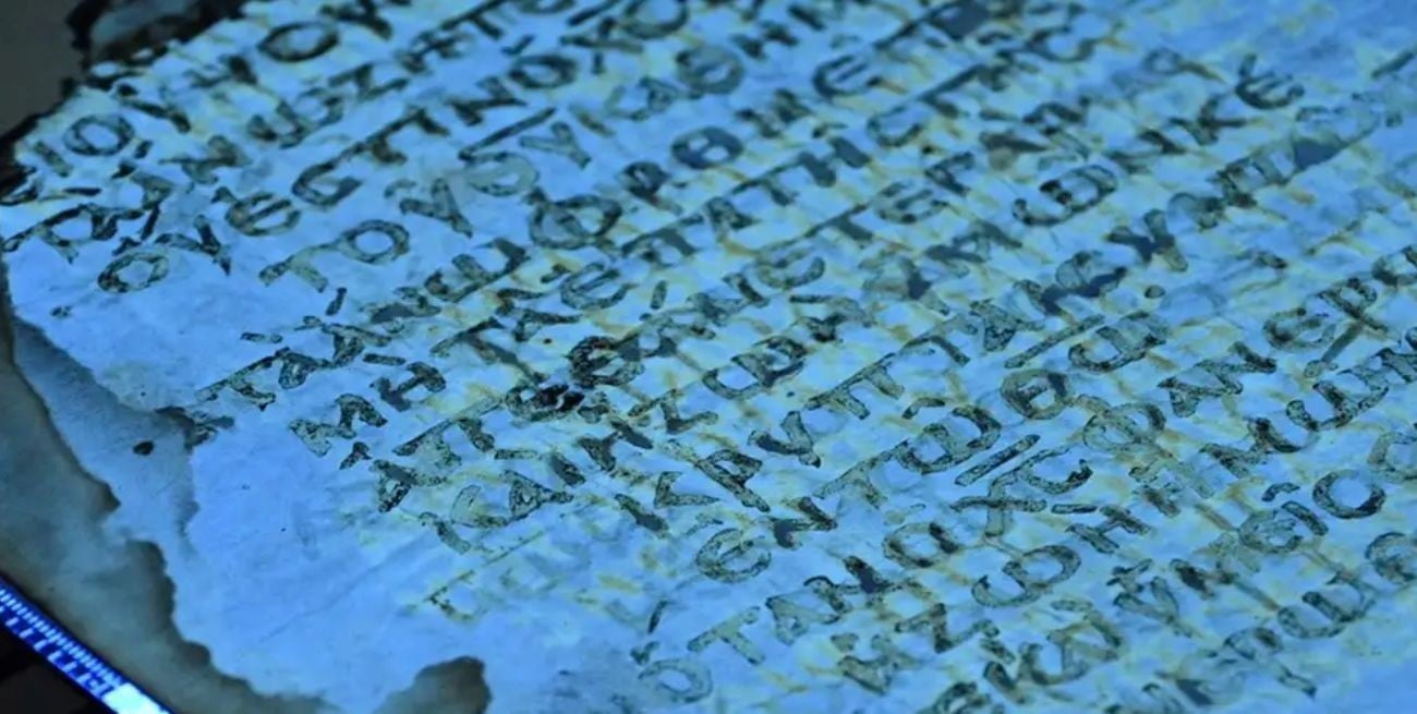 Recuperaron 42 páginas de un manuscrito del Nuevo Testamento