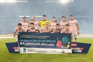 Estigarribia está en condiciones de volver al equipo y Palavecino jugó su mejor partido desde que llegó a Unión.