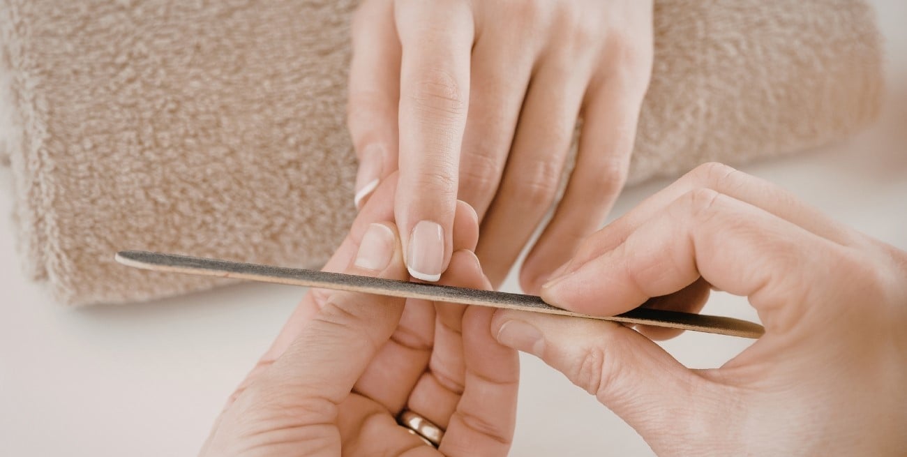 Manicura discreta y moderna: el estilo que marcará abril 2026