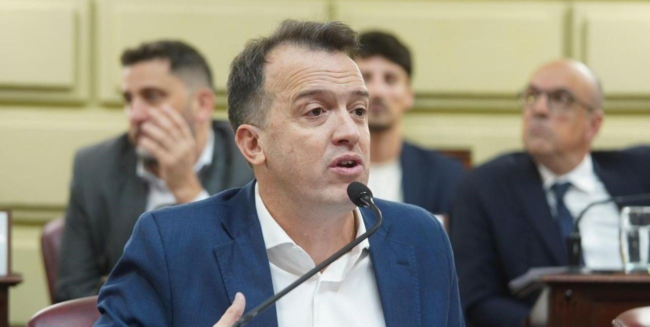 Hay 143 mil santafesinos que buscan un segundo trabajo para llegar a fin de mes