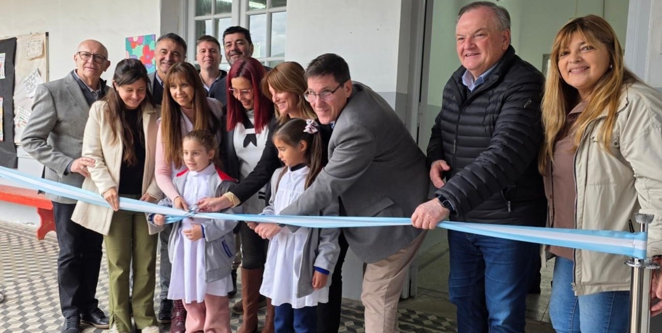 Michlig destacó la apertura de la nueva escuela rural en Ceres: "Es un día histórico"
