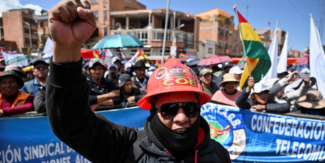 El principal sindicato de Bolivia se declaró en paro por tiempo indefinido