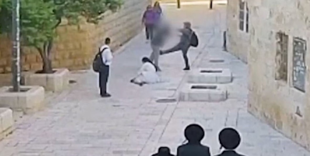 Un hombre atacó a una monja francesa que caminaba por las calles de Jerusalén