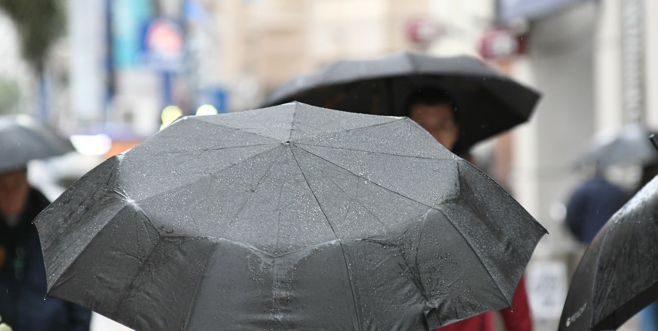 Alerta en cuatro provincias por tormentas y viento este sábado

