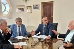 Gramajo participó de un encuentro estratégico por la emergencia hídrica