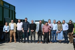 El Ministerio de Ambiente y Cambio Climático de Santa Fe hizo entrega de equipamientos para el consorcio del GIRSU y para las localidades que lo integran.