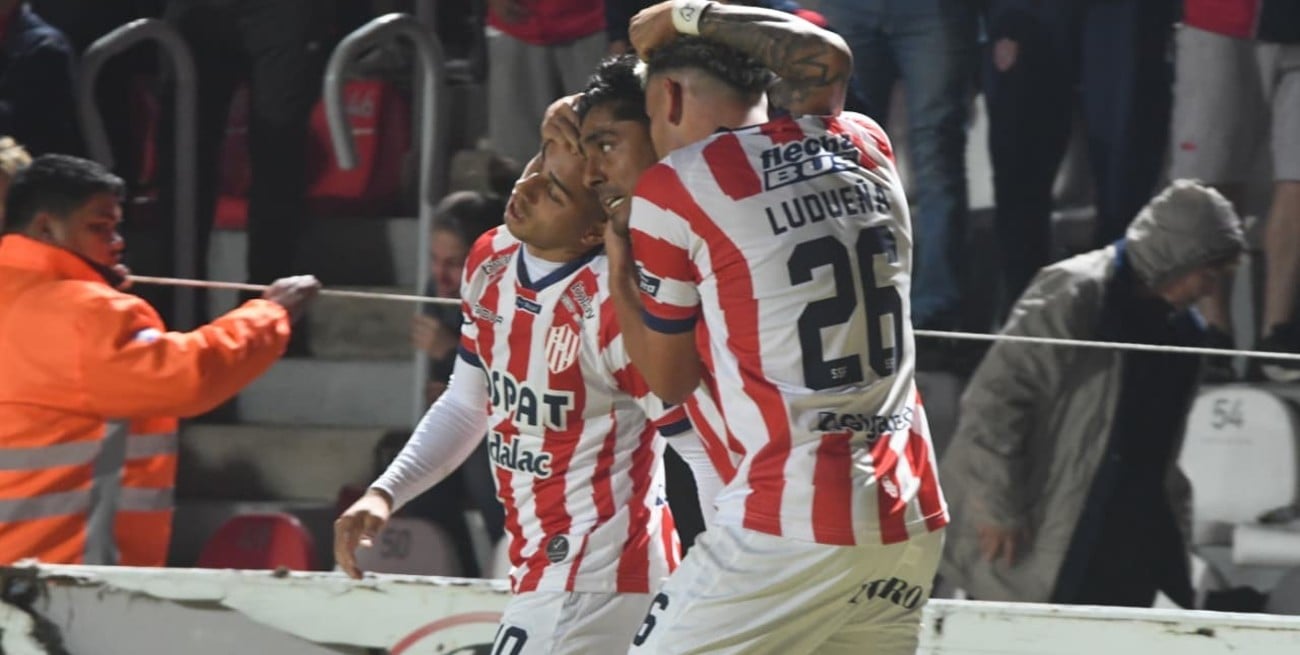 Unión chocaba con Herrera y con Baley hasta que sonó “Tarra Biónico”