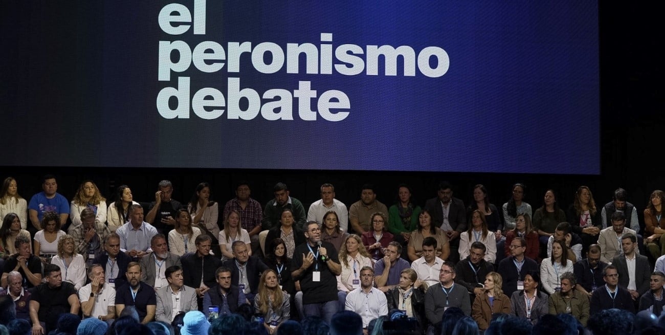 Varios dirigentes santafesinos en la foto del PJ en Parque Norte